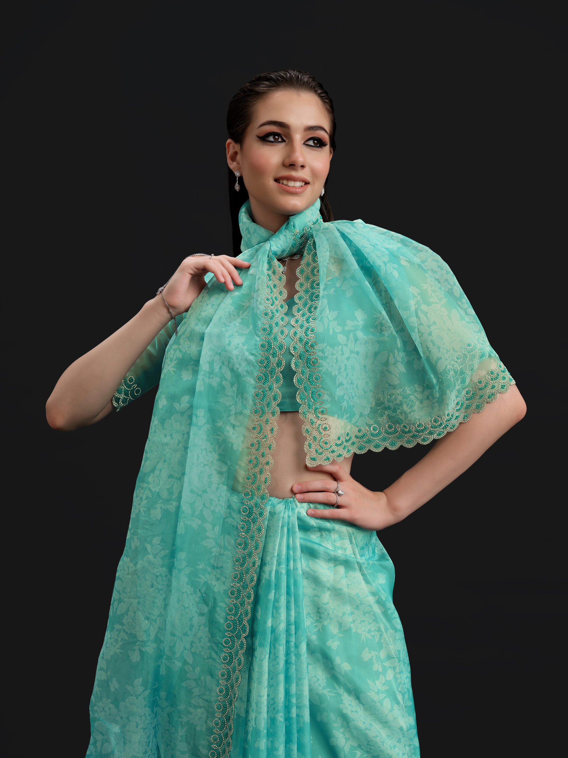 Green - Siushy Saree with Fancy Border and Digital Print – 