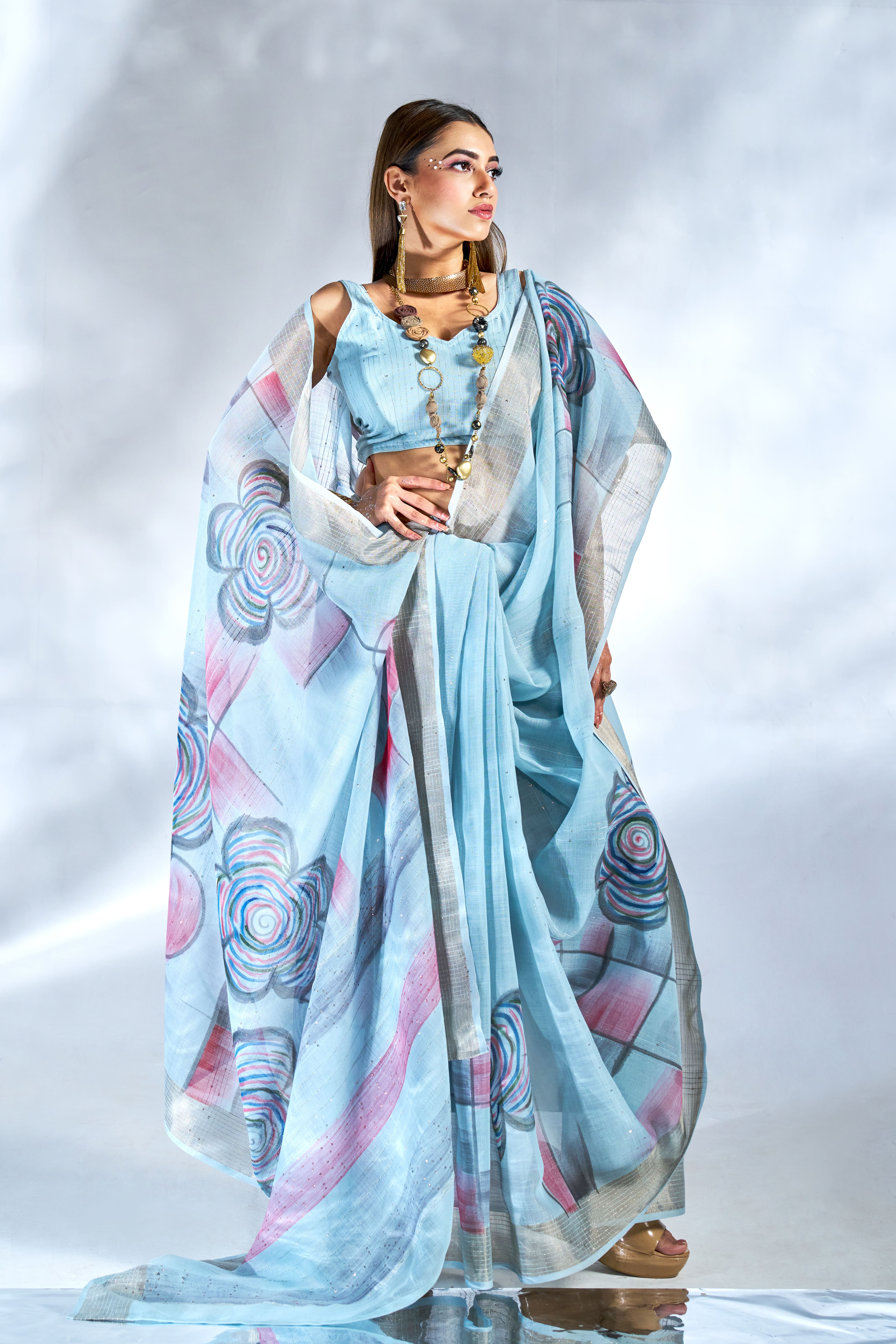 Sky Blue Linen Saree with Hand Print Design – 